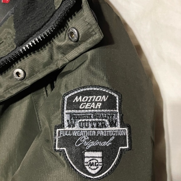 Men’s winter coat size S - Picture 2 of 12